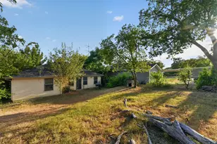 5532 Fernander Dr, Fort Worth, TX 76107 - Photo 6