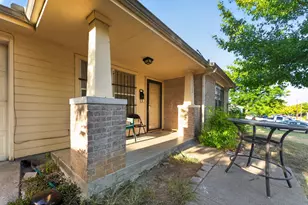 5532 Fernander Dr, Fort Worth, TX 76107 - Photo 4