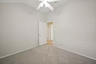 6705 Driffield Cir W, North Richland Hills, TX 76182 - Photo 20