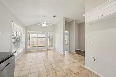 6705 Driffield Circle W, North Richland Hills, TX 76182 - Photo 10