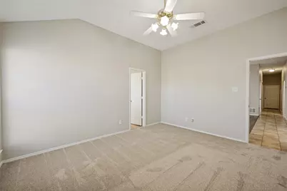 6705 Driffield Circle W, North Richland Hills, TX 76182 - Photo 12