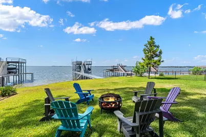 109 Briarwood Drive, Gun Barrel City, TX 75156 - Photo 2