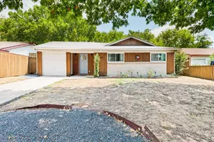 875 Lovers Ln, Grapevine, TX 76051 - Photo 14