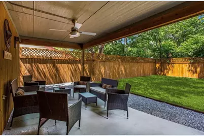 875 Lovers Lane, Grapevine, TX 76051 - Photo 16