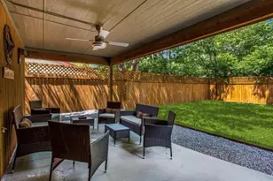 875 Lovers Ln, Grapevine, TX 76051 - Photo 16
