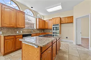 3607 Flagstone Dr, Carrollton, TX 75007 - Photo 6