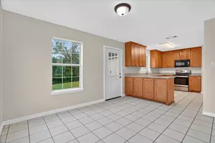 4697 Holbrook Rd, Springtown, TX 76082 - Photo 10