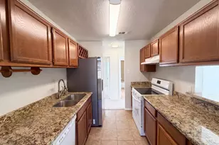 5624 Shady Springs Trail, Fort Worth, TX 76179 - Photo 2