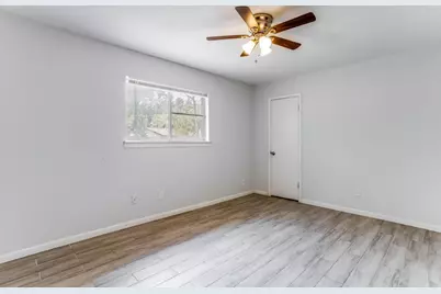 5728 Emerson Drive, Watauga, TX 76148 - Photo 14