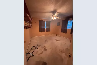 922 British Boulevard, Grand Prairie, TX 75050 - Photo 10