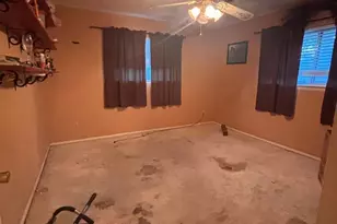 922 British Blvd, Grand Prairie, TX 75050 - Photo 10