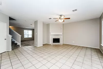 7401 Snow Ridge Drive, Fort Worth, TX 76133 - Photo 2