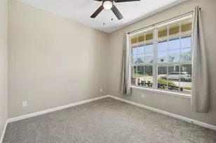 1605 Ridge Creek Ln, Aubrey, TX 76227 - Photo 4
