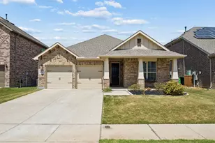 1605 Ridge Creek Ln, Aubrey, TX 76227 - Photo 1