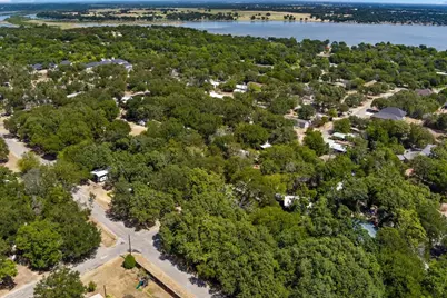 2817 & 2819 Sycamore Court, Granbury, TX 76048 - Photo 6