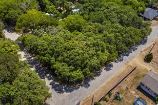 2817 & 2819 Sycamore Ct, Granbury, TX 76048 - Photo 1
