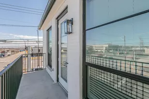 682 W Main St, Arlington, TX 76013 - Photo 12