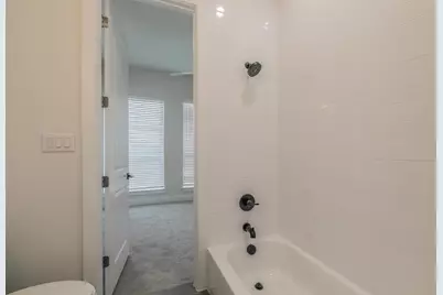 682 W Main Street, Arlington, TX 76013 - Photo 18