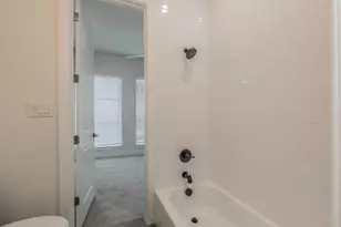 682 W Main St, Arlington, TX 76013 - Photo 18