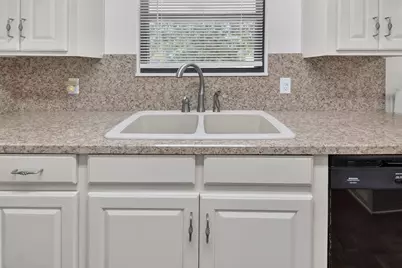 1205 Indiana Street, Graham, TX 76450 - Photo 14