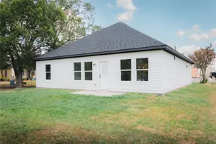 3622 Roberts St, Greenville, TX 75401 - Photo 12