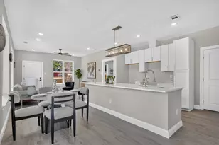 806 Premier, Grand Prairie, TX 75051 - Photo 12