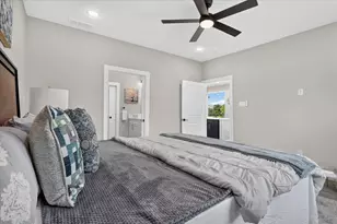 806 Premier, Grand Prairie, TX 75051 - Photo 20