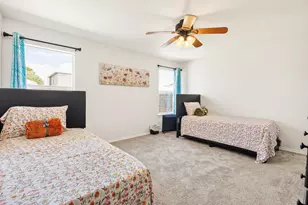 2019 Kingsbridge Dr, Heartland, TX 75126 - Photo 2