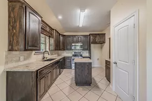 115 Pleasant Oaks Ln, Springtown, TX 76082 - Photo 20