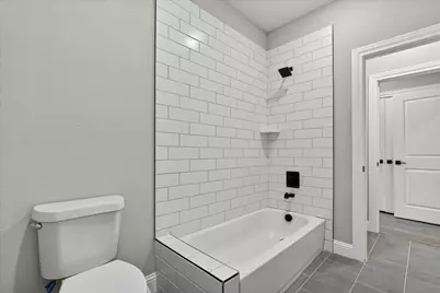 808 Premier, Grand Prairie, TX 75051 - Photo 24
