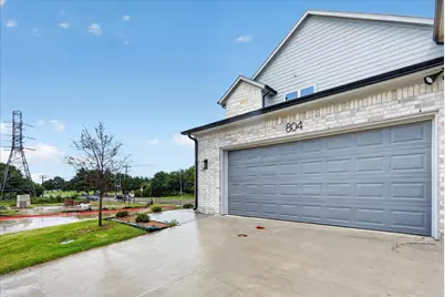808 Premier, Grand Prairie, TX 75051 - Photo 30