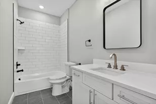 808 Premier, Grand Prairie, TX 75051 - Photo 22