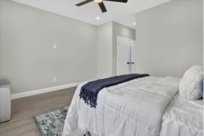 808 Premier, Grand Prairie, TX 75051 - Photo 34