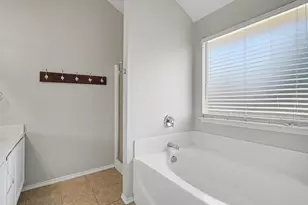 2073 Joyner Ranch Rd, Fort Worth, TX 76134 - Photo 18