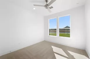 318 Boots Ct, Lorena, TX 76655 - Photo 16
