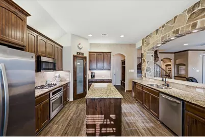825 Broadhead Road, Waxahachie, TX 75165 - Photo 8
