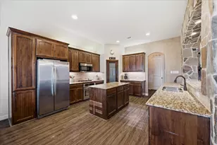 825 Broadhead Rd, Waxahachie, TX 75165 - Photo 10