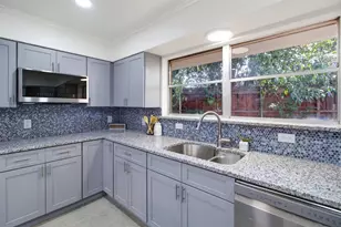 11022 Dunaway Dr, Dallas, TX 75228 - Photo 20