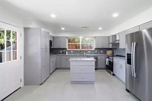 11022 Dunaway Dr, Dallas, TX 75228 - Photo 18