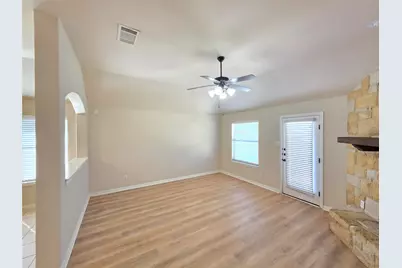 8219 Tierra Del Sol Road, Arlington, TX 76002 - Photo 10