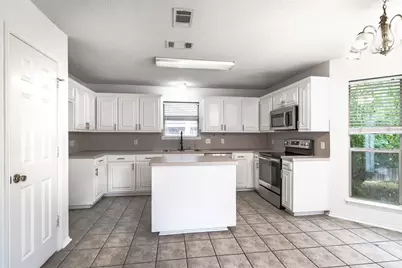 7921 Rattlers Court, Arlington, TX 76002 - Photo 6