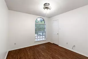 7921 Rattlers Ct, Arlington, TX 76002 - Photo 12