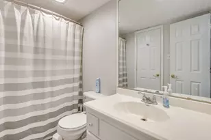 3226 Delaford Dr, Carrollton, TX 75007 - Photo 20