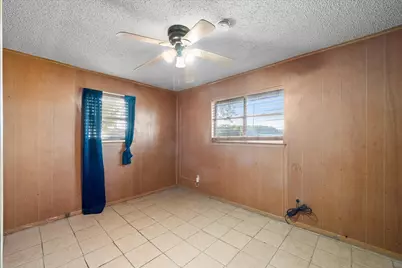 1204 E 13th Avenue, Corsicana, TX 75110 - Photo 16