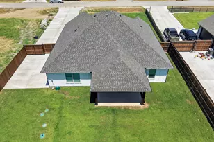 1672 Brookview Dr, Lancaster, TX 75146 - Photo 38