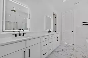 1672 Brookview Dr, Lancaster, TX 75146 - Photo 18