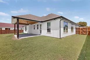 1672 Brookview Dr, Lancaster, TX 75146 - Photo 34