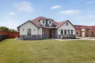1672 Brookview Dr, Lancaster, TX 75146 - Photo 2