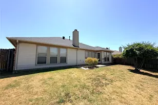 619 Douglas Dr, Mansfield, TX 76063 - Photo 16