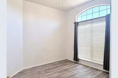 619 Douglas Drive, Mansfield, TX 76063 - Photo 12